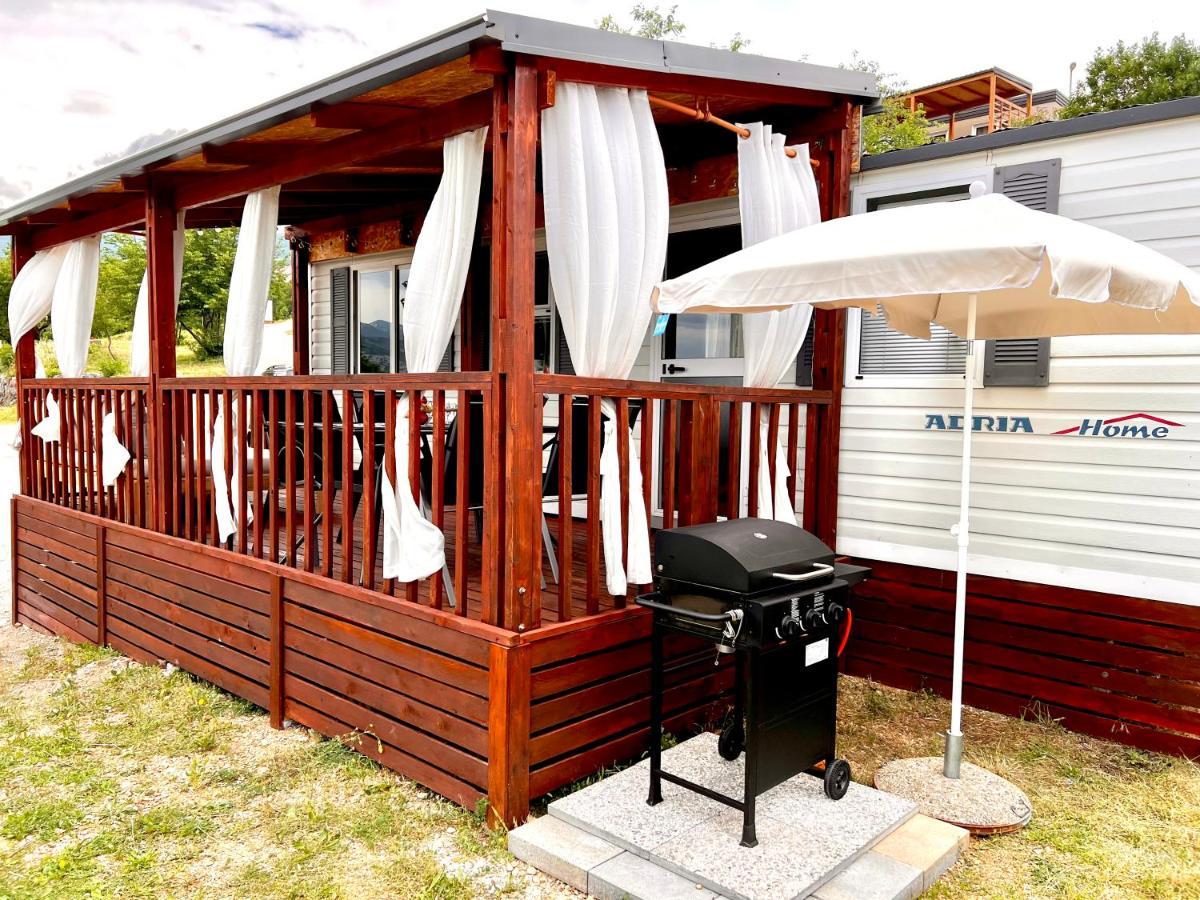 Mobile Home Nebo Luxus Klenovica Eksteriør billede