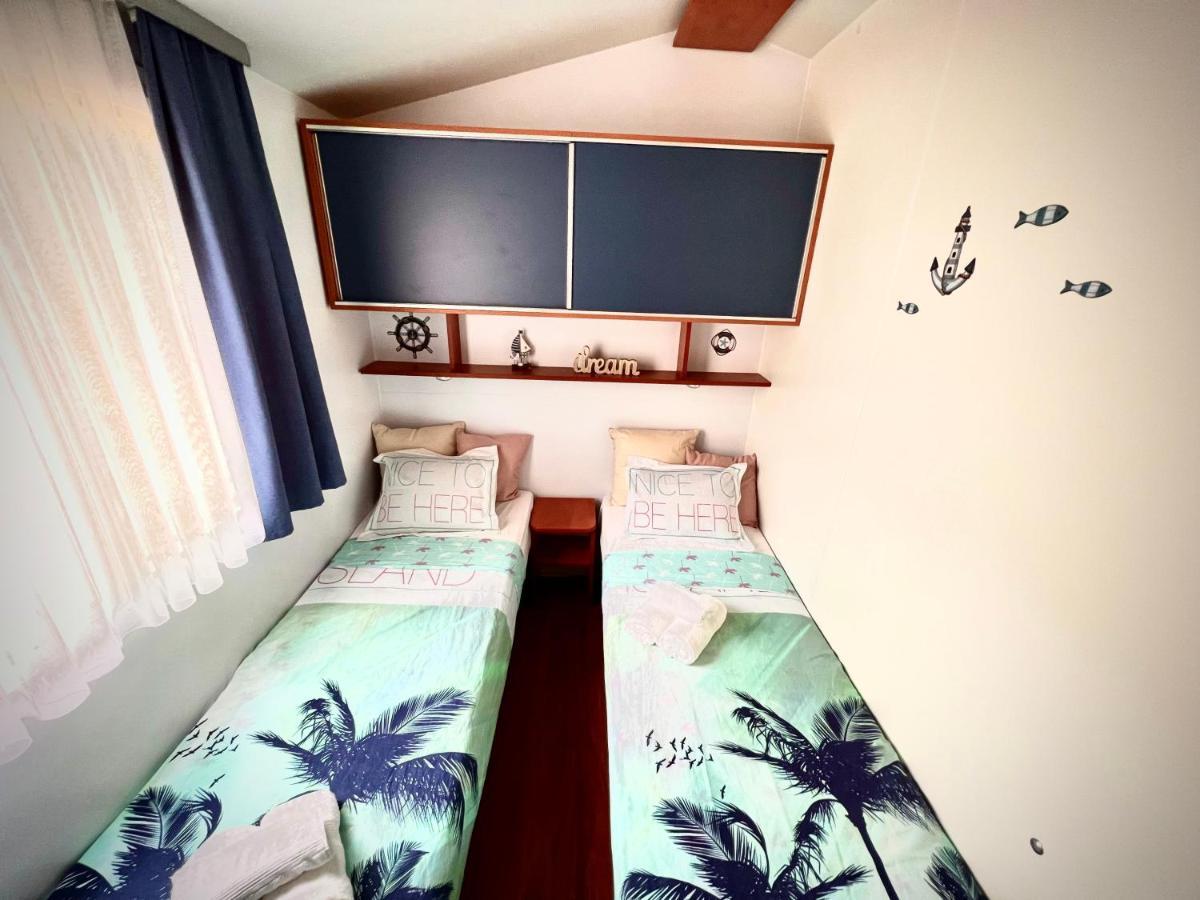 Mobile Home Nebo Luxus Klenovica Eksteriør billede